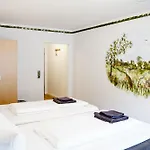 ホテル Smart B&b2 Bb2 310 *